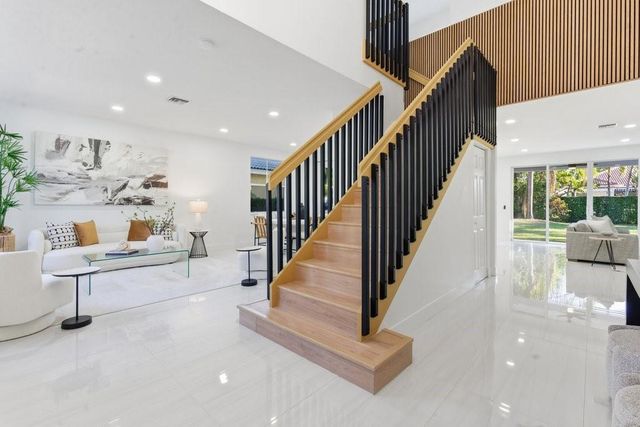 1170 Chenille Cir, Weston, FL 33327