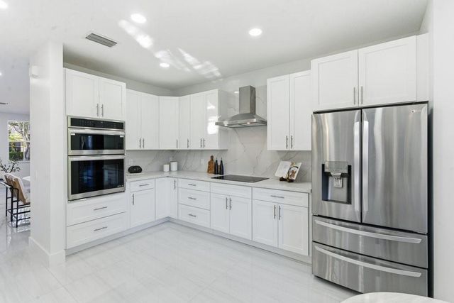 1170 Chenille Cir, Weston, FL 33327