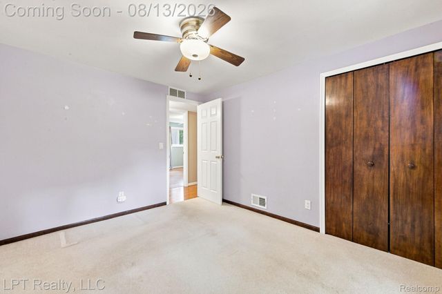 6429 Houghten Drive, Troy, MI 48098