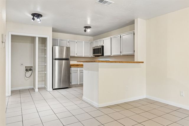6108 Abrams Road 610, Dallas, TX 75231