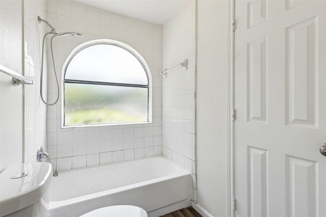 6108 Abrams Road 610, Dallas, TX 75231