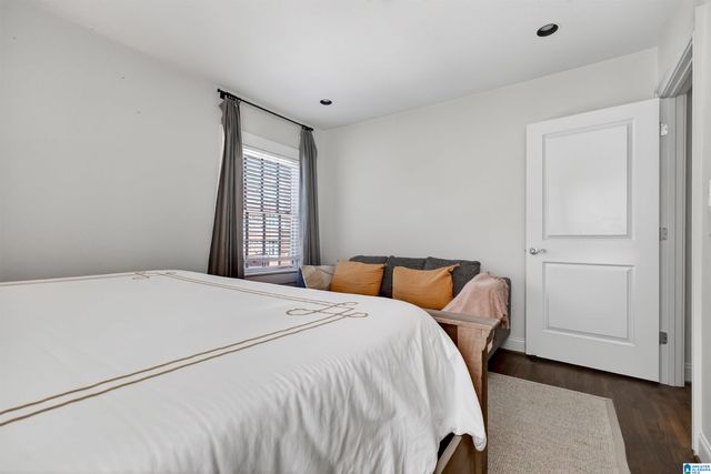 2700 HIGHLAND AVENUE, Birmingham, AL 35205