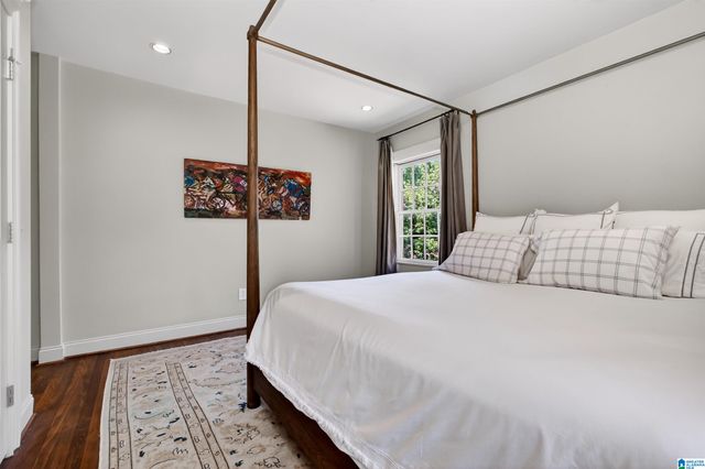 2700 HIGHLAND AVENUE, Birmingham, AL 35205