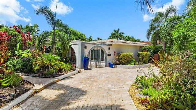 2137 NE 17TH Avenue, Wilton Manors, FL 33305