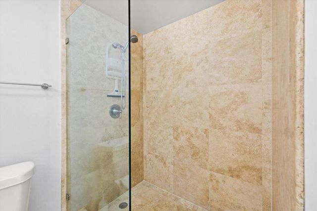 2137 NE 17TH Avenue, Wilton Manors, FL 33305