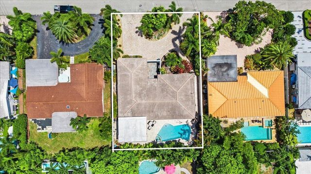 2137 NE 17TH Avenue, Wilton Manors, FL 33305