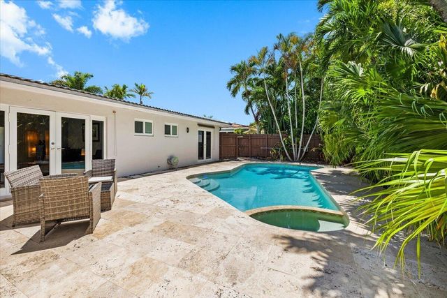 2137 NE 17TH Avenue, Wilton Manors, FL 33305