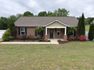410 Alydar Dr, Watertown, TN 37184