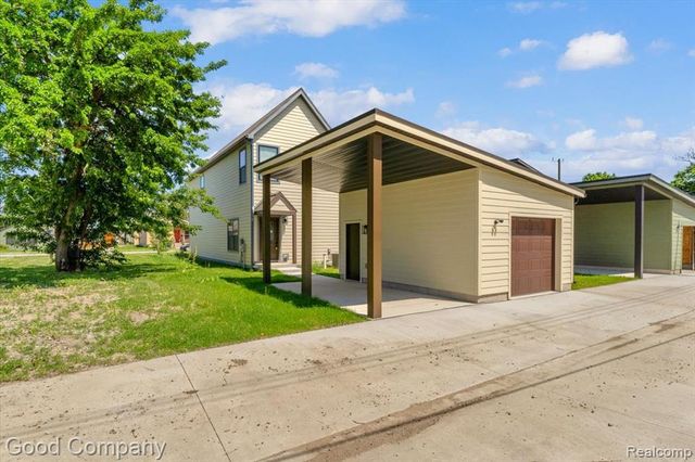 2827 16th Street, Detroit, MI 48216
