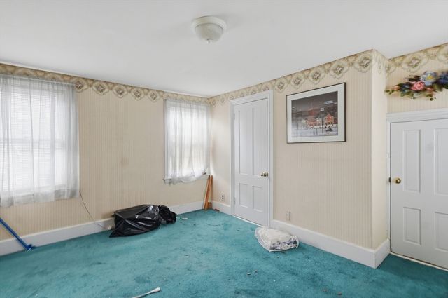 561-R E 5th St, Boston, MA 02127