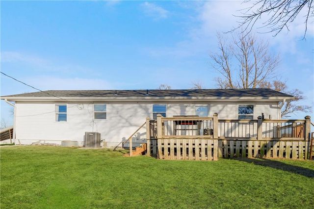 17504 State Route 33 Highway, Holt, MO 64048