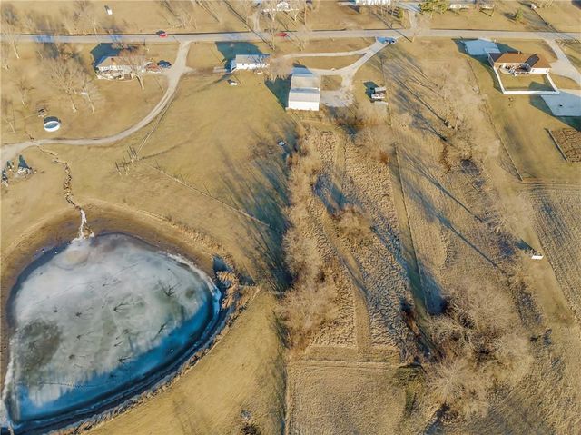 17504 State Route 33 Highway, Holt, MO 64048