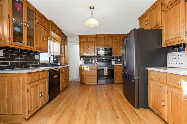 17504 State Route 33 Highway, Holt, MO 64048