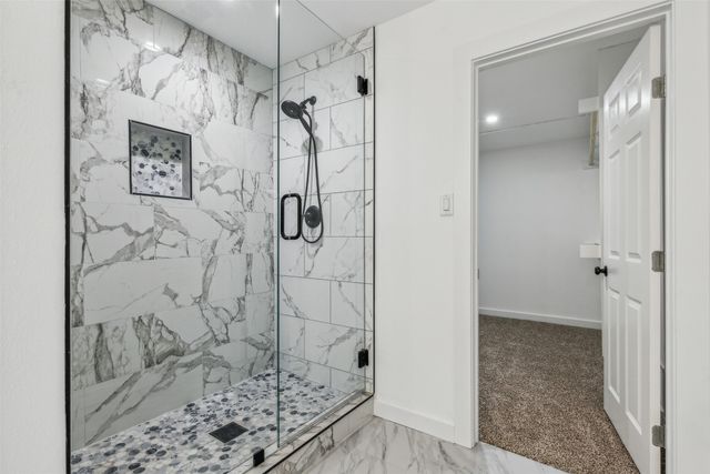 549 W Paloma Court, Fort Worth, TX 76108