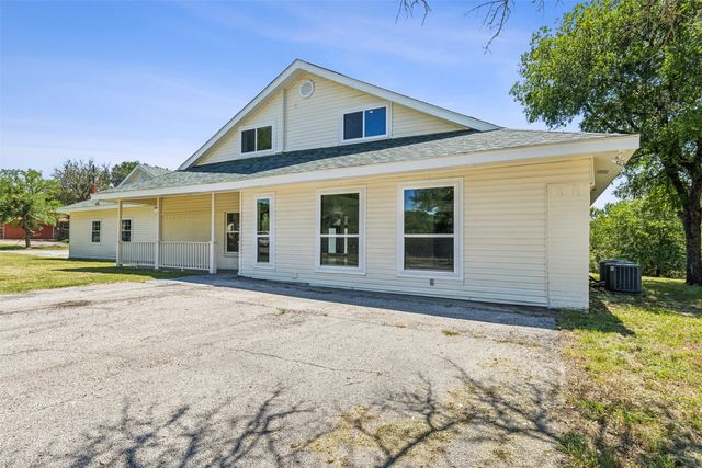 549 W Paloma Court, Fort Worth, TX 76108