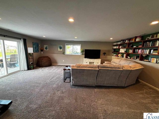 14 Kodiak Court, North Mankato, MN 56003