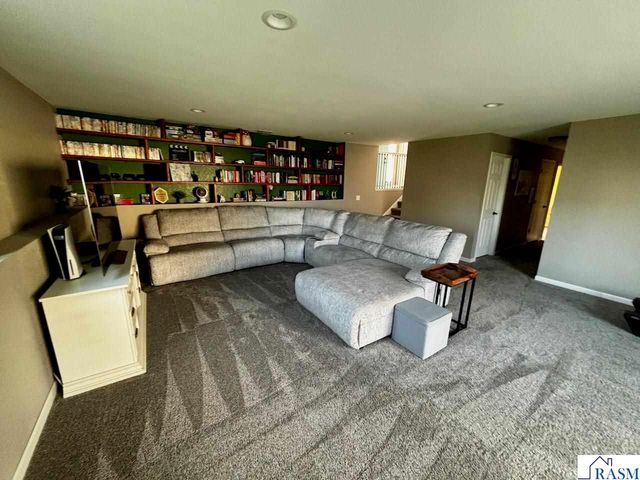 14 Kodiak Court, North Mankato, MN 56003