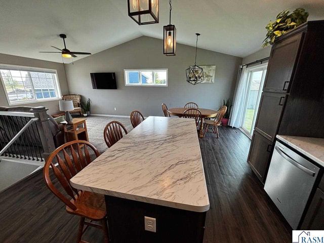 14 Kodiak Court, North Mankato, MN 56003