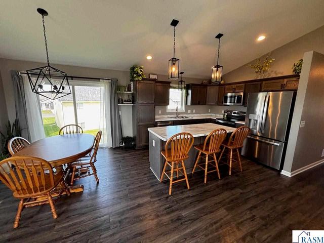 14 Kodiak Court, North Mankato, MN 56003