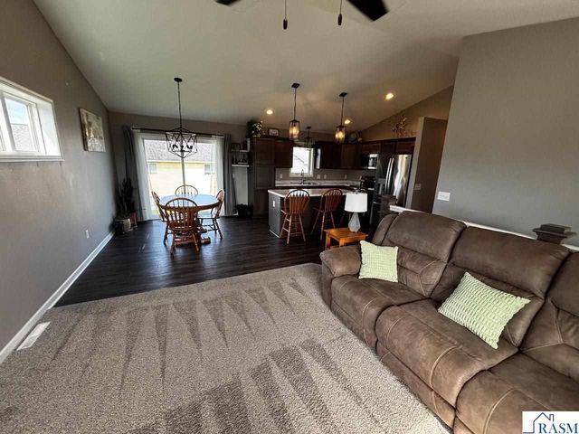 14 Kodiak Court, North Mankato, MN 56003