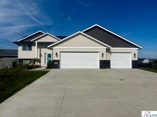 14 Kodiak Court, North Mankato, MN 56003