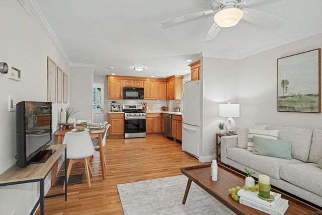 11 Walnut Street 11, Belmont, MA 02478