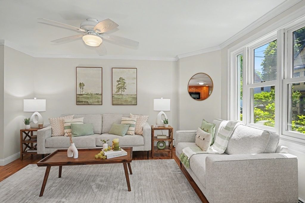 11 Walnut Street 11, Belmont, MA 02478