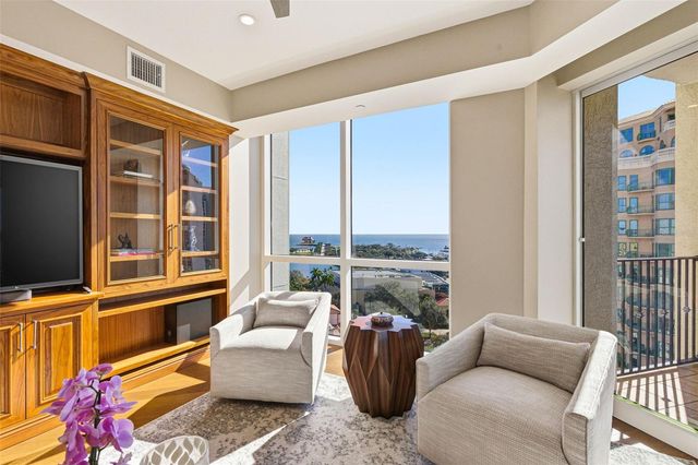 300 BEACH DRIVE NE 1004, St Petersburg, FL 33701