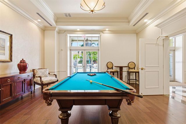 300 BEACH DRIVE NE 1004, St Petersburg, FL 33701