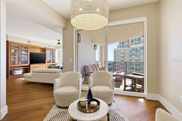 300 BEACH DRIVE NE 1004, St Petersburg, FL 33701