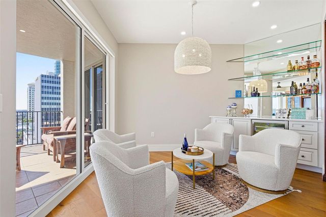 300 BEACH DRIVE NE 1004, St Petersburg, FL 33701