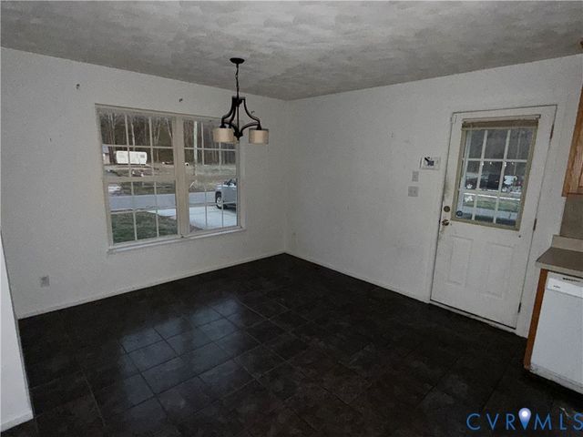 117 Pleasant Spring Ave, Waverly, VA 23890