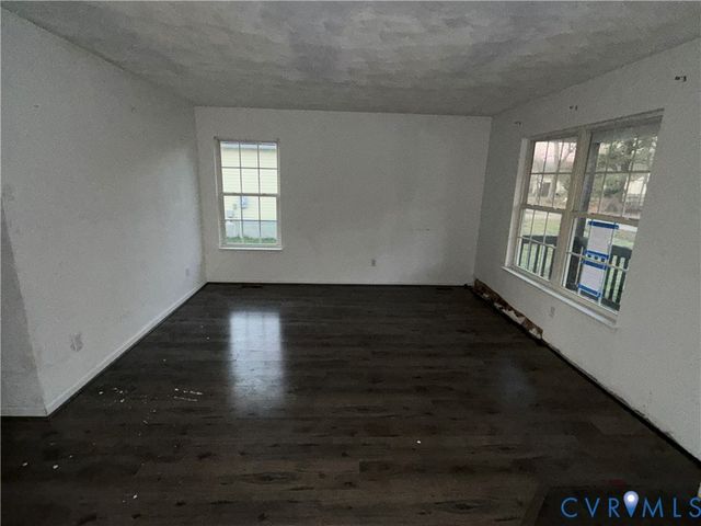 117 Pleasant Spring Ave, Waverly, VA 23890