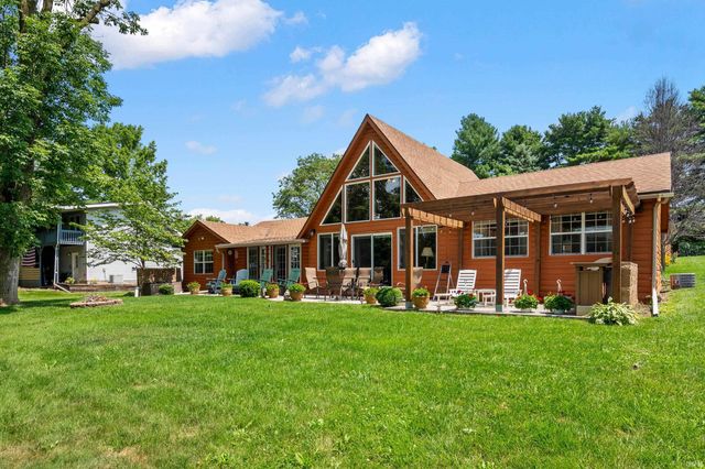 3346 SE Indian Trail Lake Road, Farmland, IN 47340