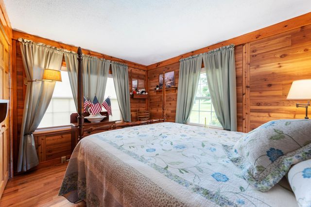 3346 SE Indian Trail Lake Road, Farmland, IN 47340