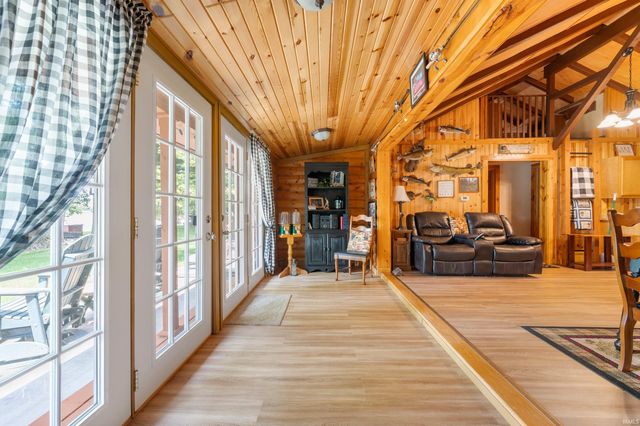 3346 SE Indian Trail Lake Road, Farmland, IN 47340