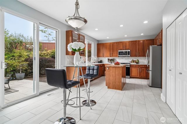 7011 136th Place SE, Snohomish, WA 98296