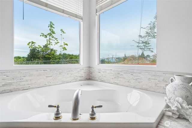 7011 136th Place SE, Snohomish, WA 98296