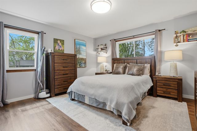 1612 Derwen Drive, Iowa City, IA 52246