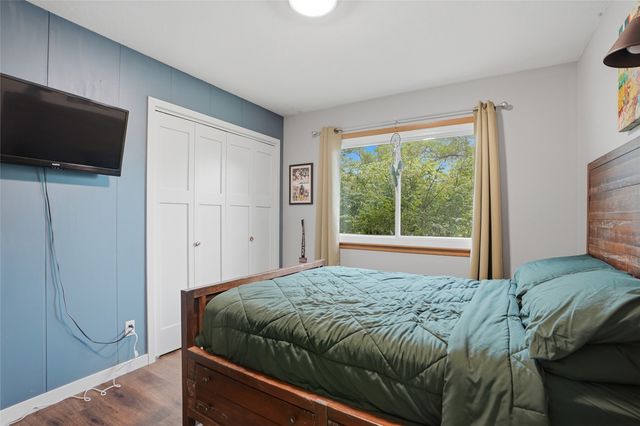 1612 Derwen Drive, Iowa City, IA 52246