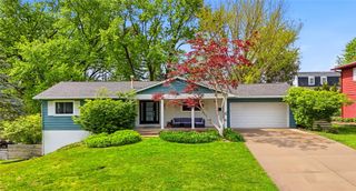 1612 Derwen Drive, Iowa City, IA 52246