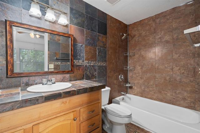 2234 CYPRESS KNEE LOOP, Kissimmee, FL 34743