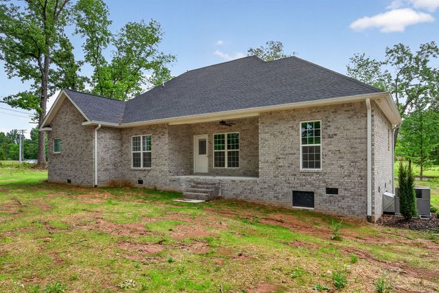 42 Todd Rd, Mcminnville, TN 37110
