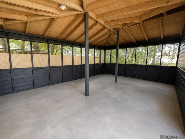 120 Cloud Dr, Baton Rouge, LA 70806