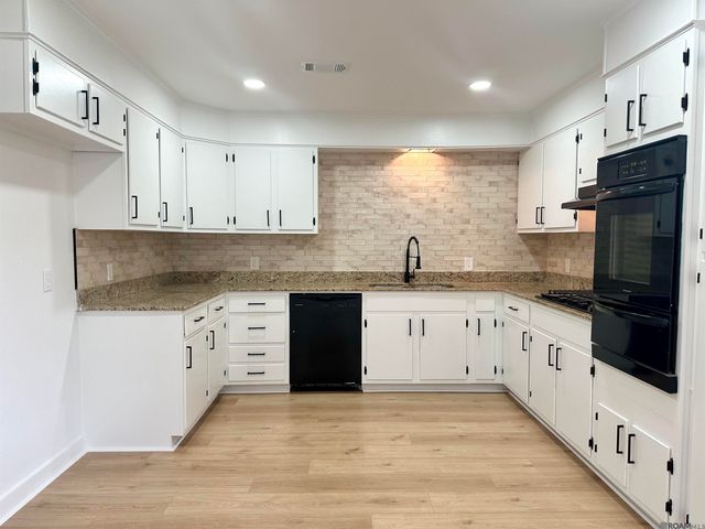 120 Cloud Dr, Baton Rouge, LA 70806