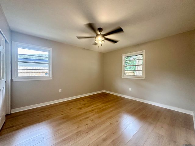 120 Cloud Dr, Baton Rouge, LA 70806