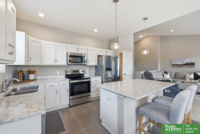 21126 Castlerock Lane, Gretna, NE 68028