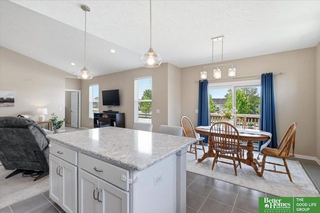 21126 Castlerock Lane, Gretna, NE 68028