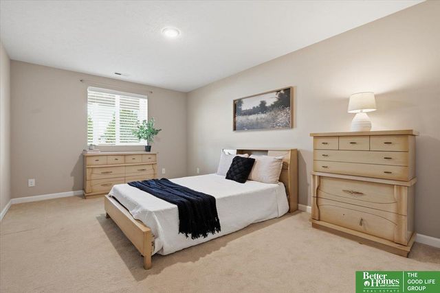 21126 Castlerock Lane, Gretna, NE 68028