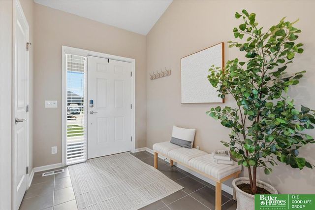 21126 Castlerock Lane, Gretna, NE 68028